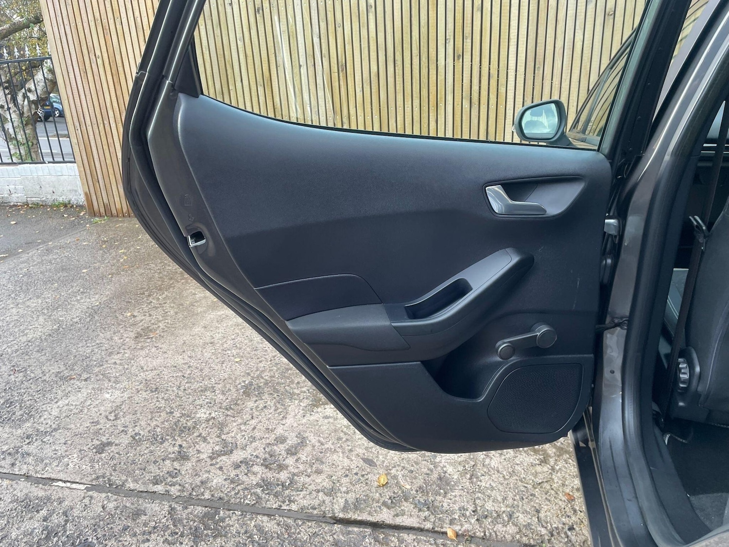 Used Ford Fiesta for sale - 76728159: Photo 24