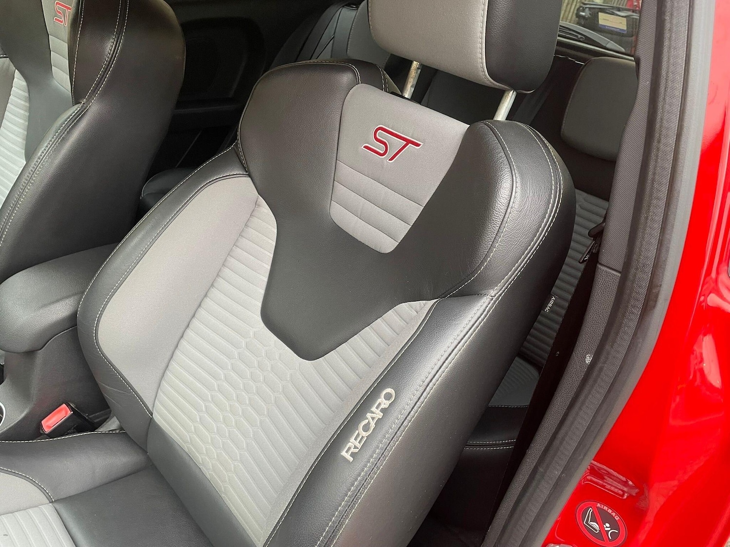 Used Ford Fiesta 2015 for sale - 77853363: Photo 28