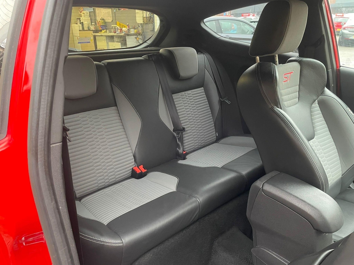 Used Ford Fiesta 2015 for sale - 77853363: Photo 30