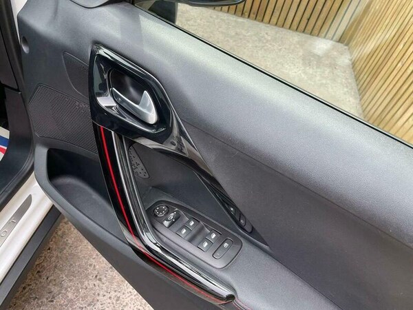 Used Peugeot 2008 2017 for sale - 75551813: Photo 36