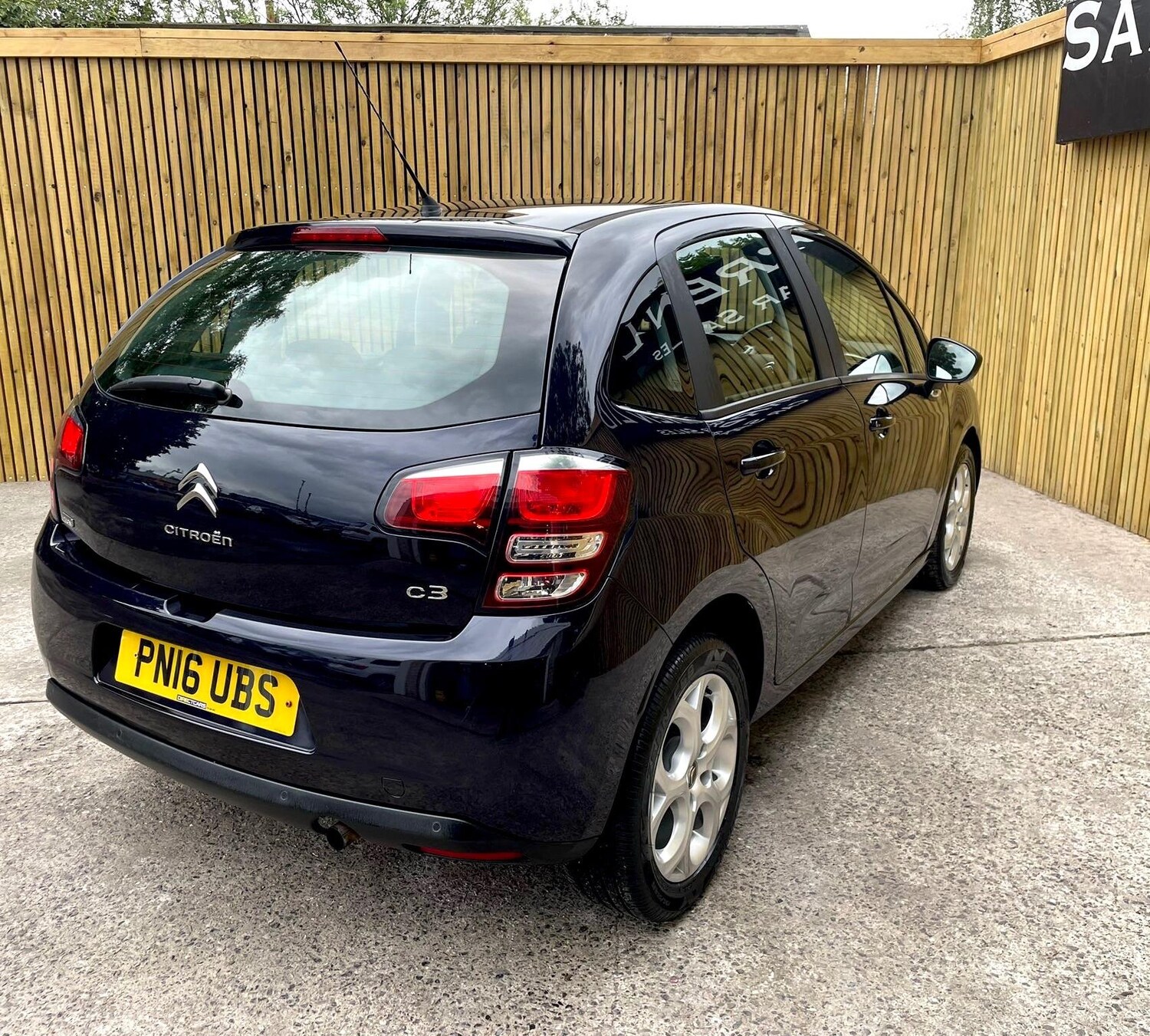 Vehicle 28