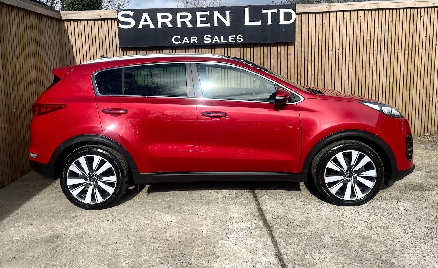 Used Kia Sportage 2018 for sale - 77883247: Photo 2