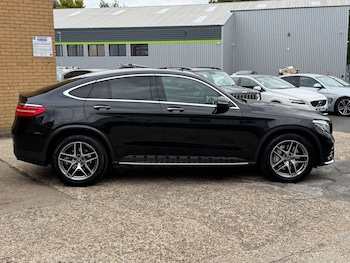 Used Mercedes-Benz GLC 2017 for sale - 76235565: Photo