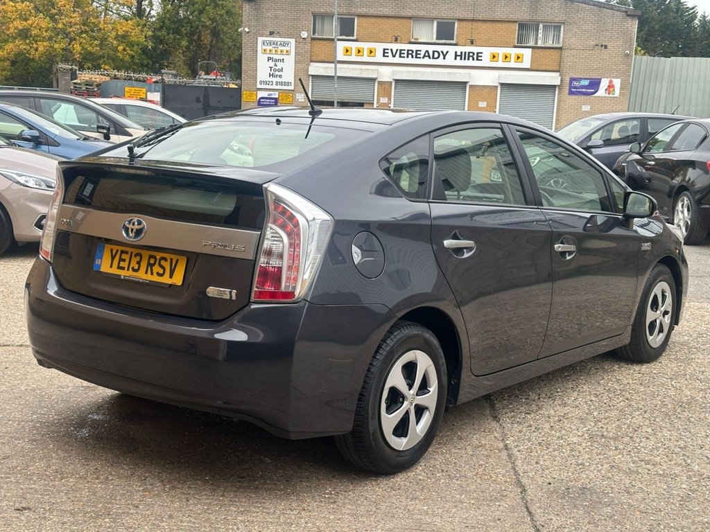 Used Toyota Prius 2013 for sale - 76395906: Photo 9