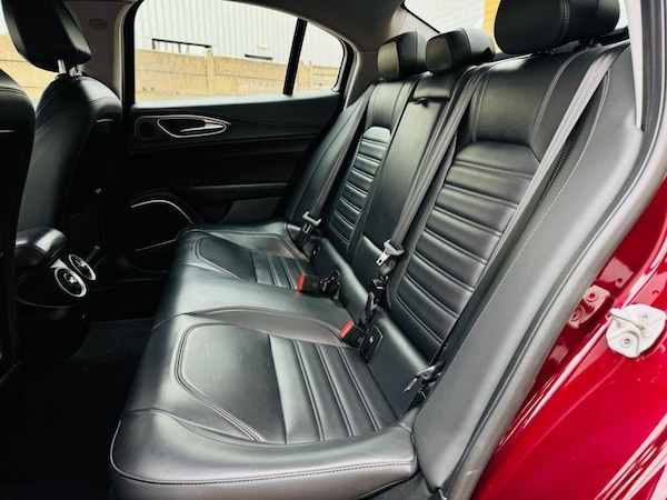 Used Alfa Romeo Giulia 2017 for sale - 76235289: Photo 21