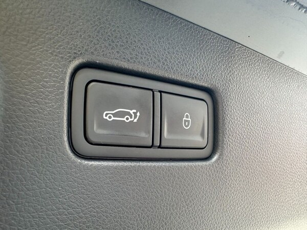 Used Genesis GV60 2022 for sale - 76235473: Photo 9