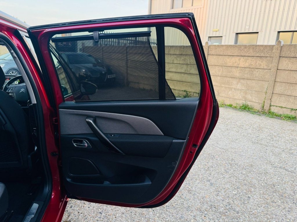 Used Citroen C4 Grand Picasso 2016 for sale - 76245383: Photo 15