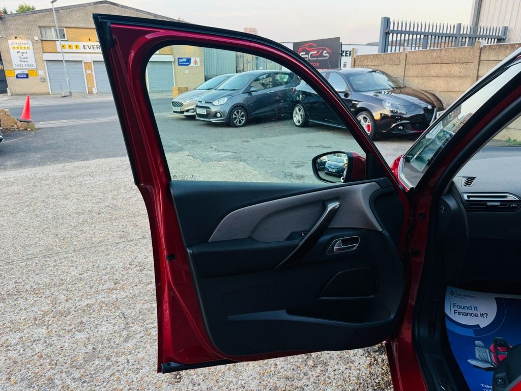 Used Citroen C4 Grand Picasso 2016 for sale - 76245383: Photo 23