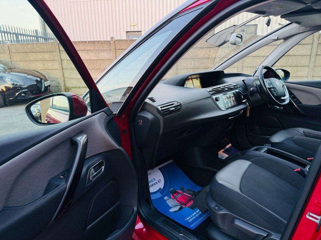 Used Citroen C4 Grand Picasso 2016 for sale - 76245383: Photo 24