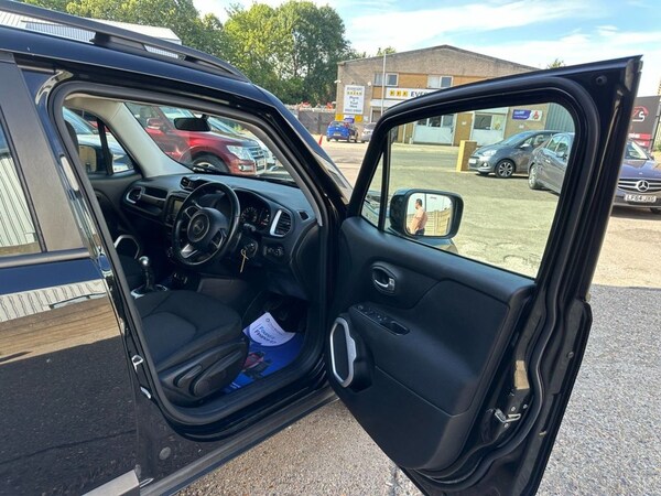 Used Jeep Renegade 2016 for sale - 76235300: Photo 19