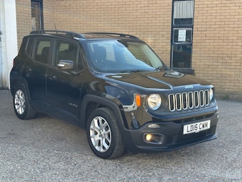 Used Jeep Renegade 2016 for sale - 76235300: Photo