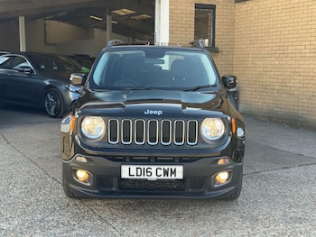 Used Jeep Renegade 2016 for sale - 76235300: Photo