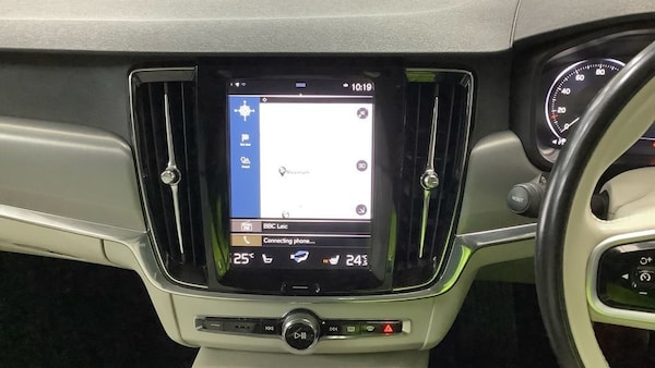 Used Volvo V90 2018 for sale - 76291883: Photo 11