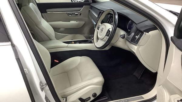 Used Volvo V90 2018 for sale - 76291883: Photo 9