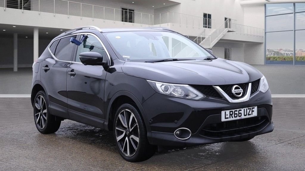Used Nissan Qashqai 2016 for sale - 76291879: Photo 1