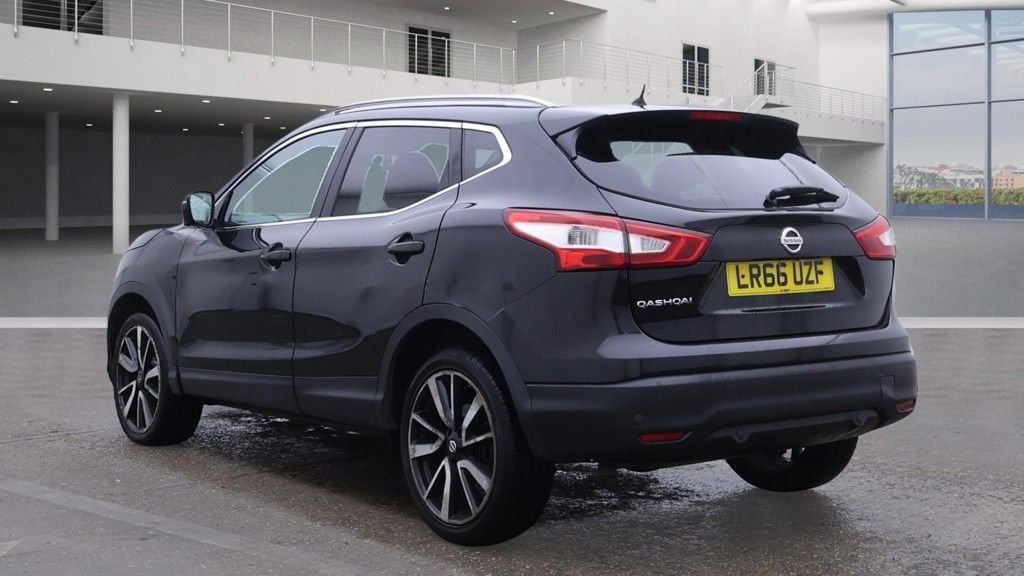 Used Nissan Qashqai 2016 for sale - 76291879: Photo 4