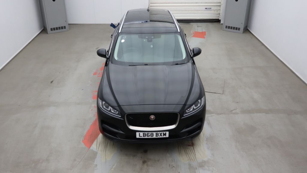 Used Jaguar F-Pace 2019 for sale - 76430065: Photo 9