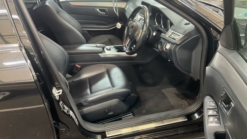 Used Mercedes-Benz E Class 2016 for sale - 76333632: Photo 9