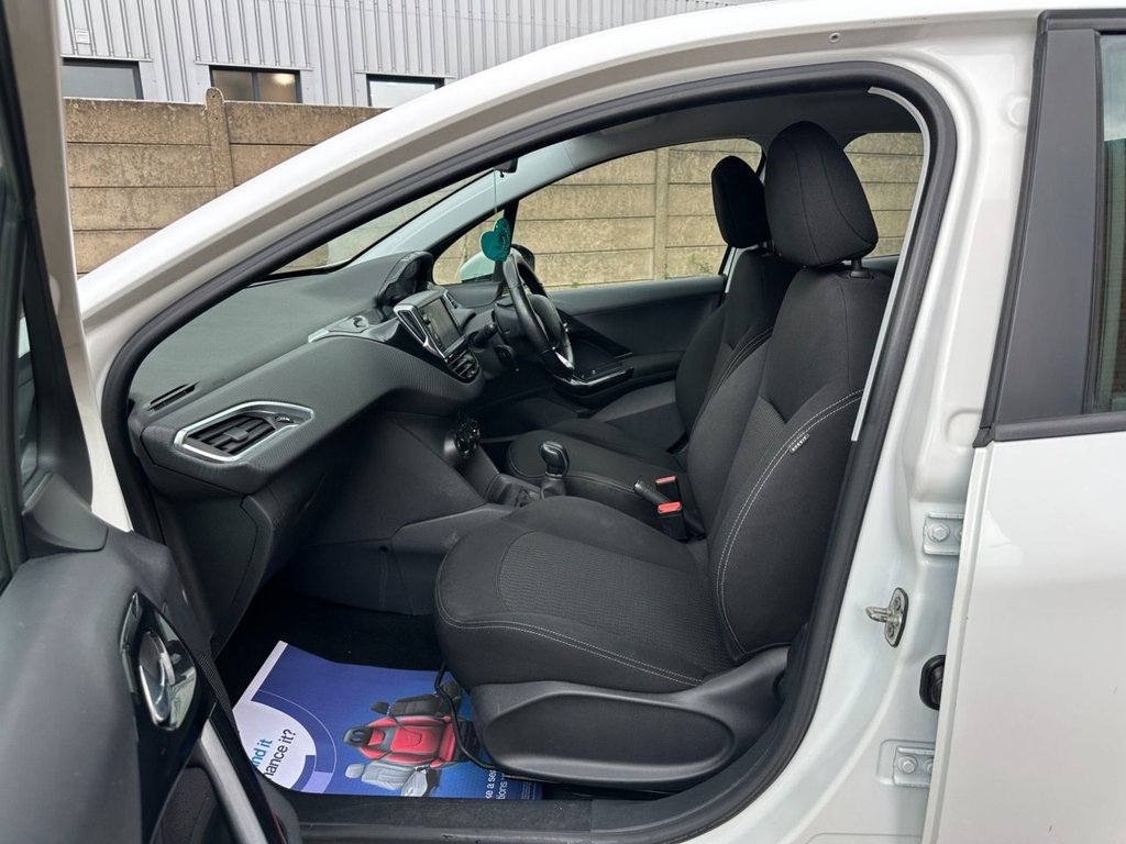 Used Peugeot 208 2018 for sale - 76496368: Photo 16