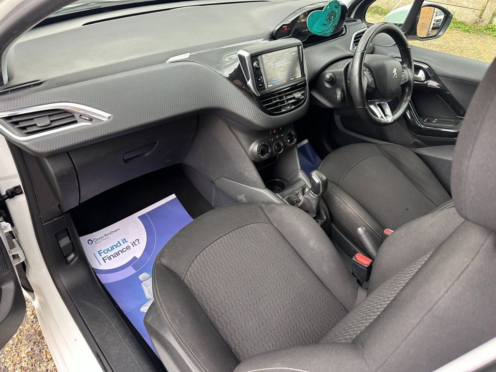 Used Peugeot 208 2018 for sale - 76496368: Photo 17