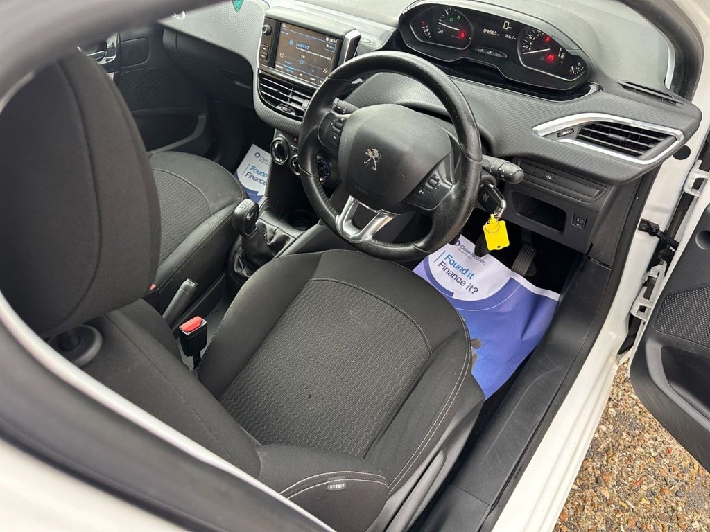 Used Peugeot 208 2018 for sale - 76496368: Photo 20