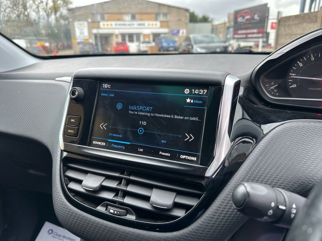 Used Peugeot 208 2018 for sale - 76496368: Photo 21