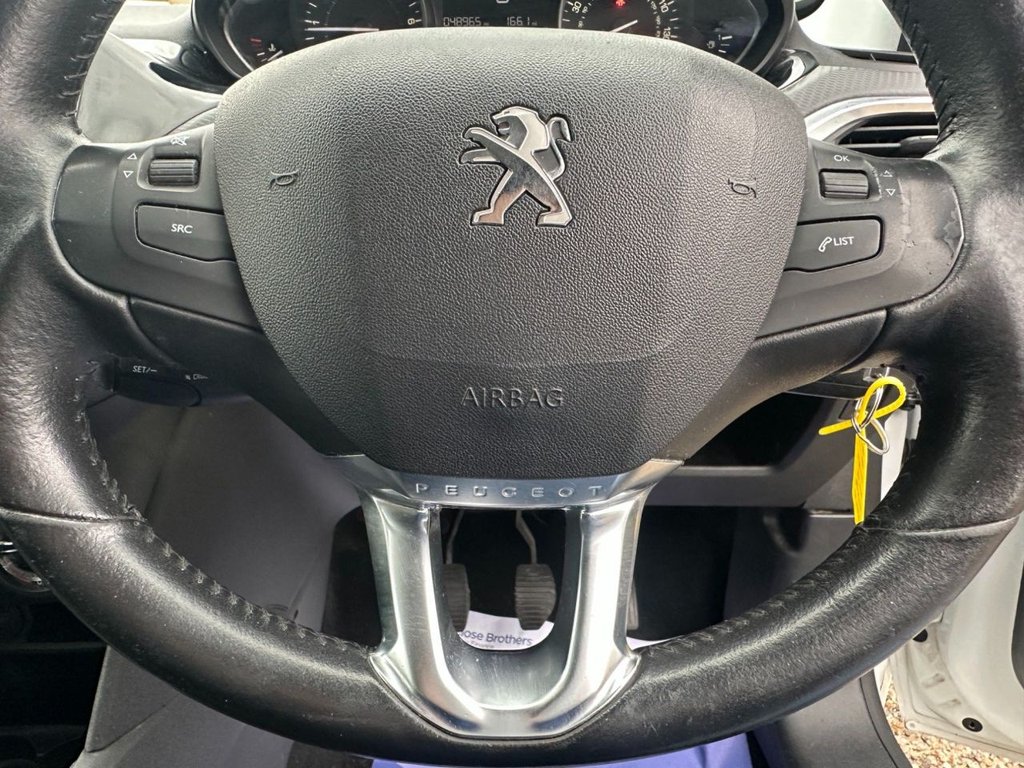 Used Peugeot 208 2018 for sale - 76496368: Photo 25