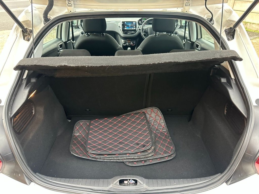 Used Peugeot 208 2018 for sale - 76496368: Photo 8