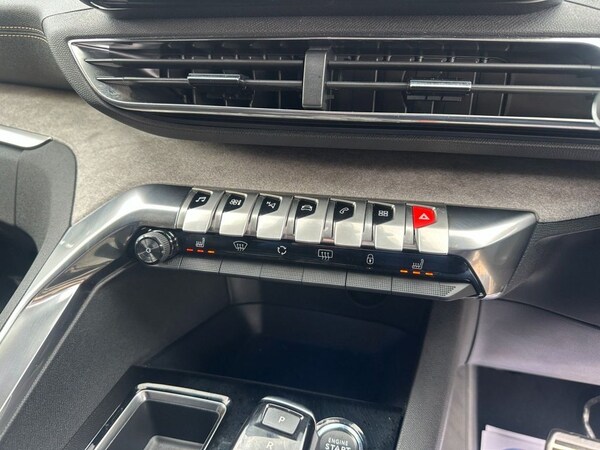 Used Peugeot 3008 2022 for sale - 76235252: Photo 34