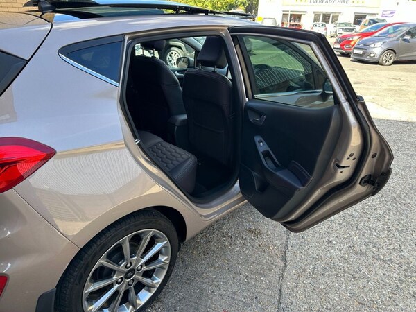 Used Ford Fiesta 2018 for sale - 76235424: Photo 11