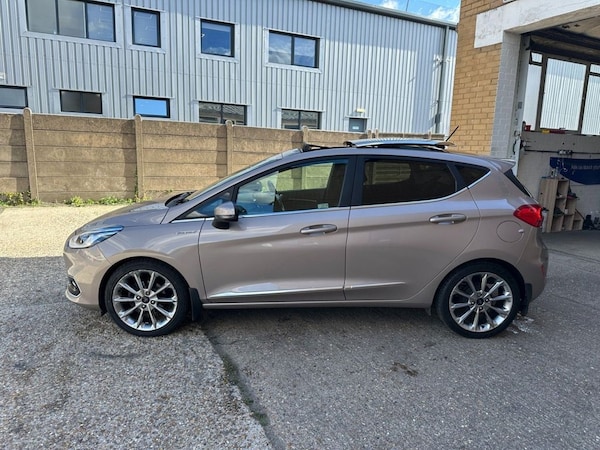 Used Ford Fiesta 2018 for sale - 76235424: Photo 5