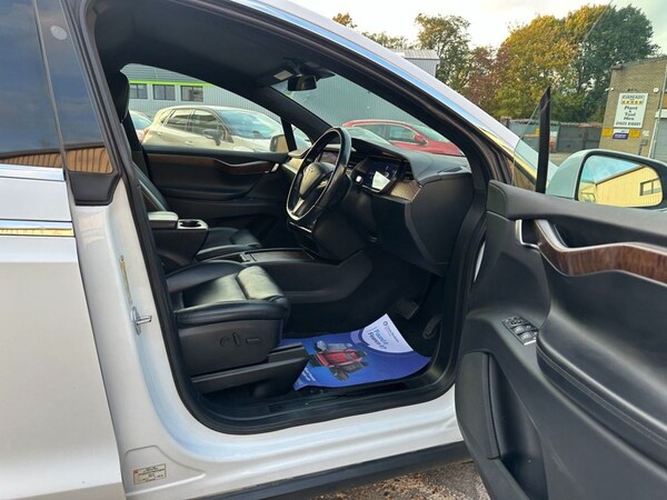 Used Tesla Model X 2020 for sale - 76235459: Photo 21