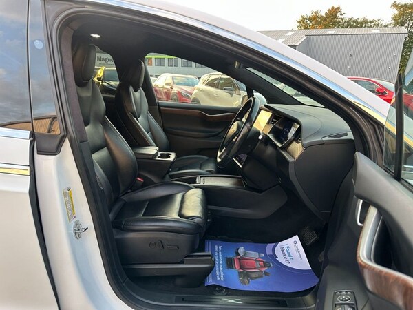 Used Tesla Model X 2020 for sale - 76235459: Photo 22