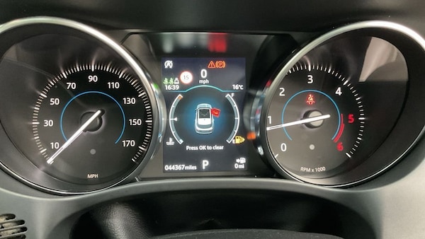 Used Jaguar F-Pace 2019 for sale - 76235656: Photo 10