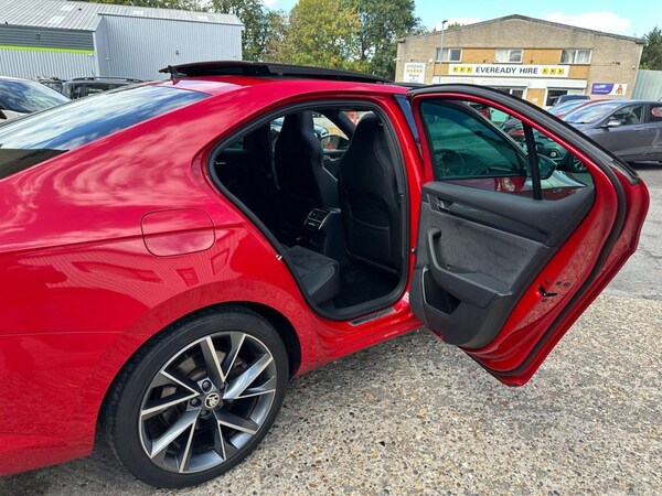 Used Skoda Superb 2019 for sale - 76235545: Photo 12