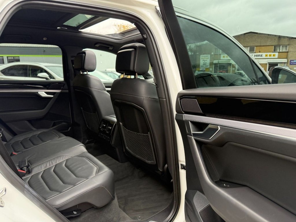 Used Volkswagen Touareg 2019 for sale - 76546629: Photo 18