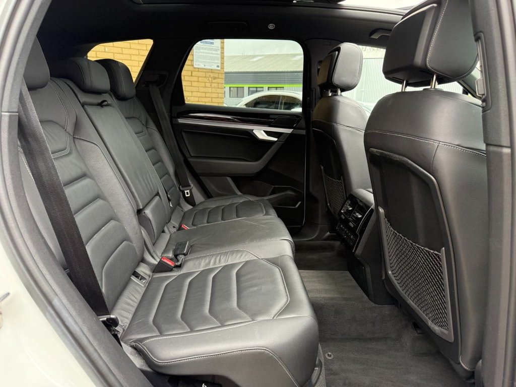 Used Volkswagen Touareg 2019 for sale - 76546629: Photo 19