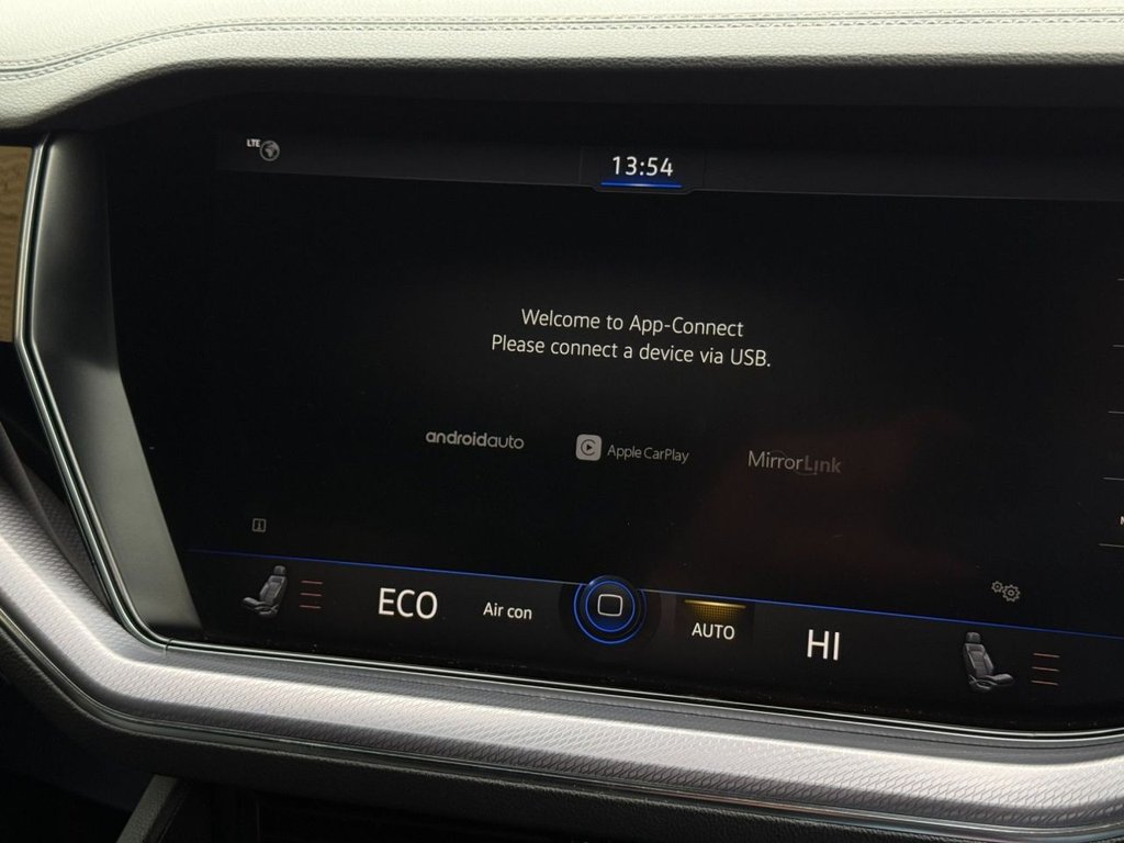 Used Volkswagen Touareg 2019 for sale - 76546629: Photo 37