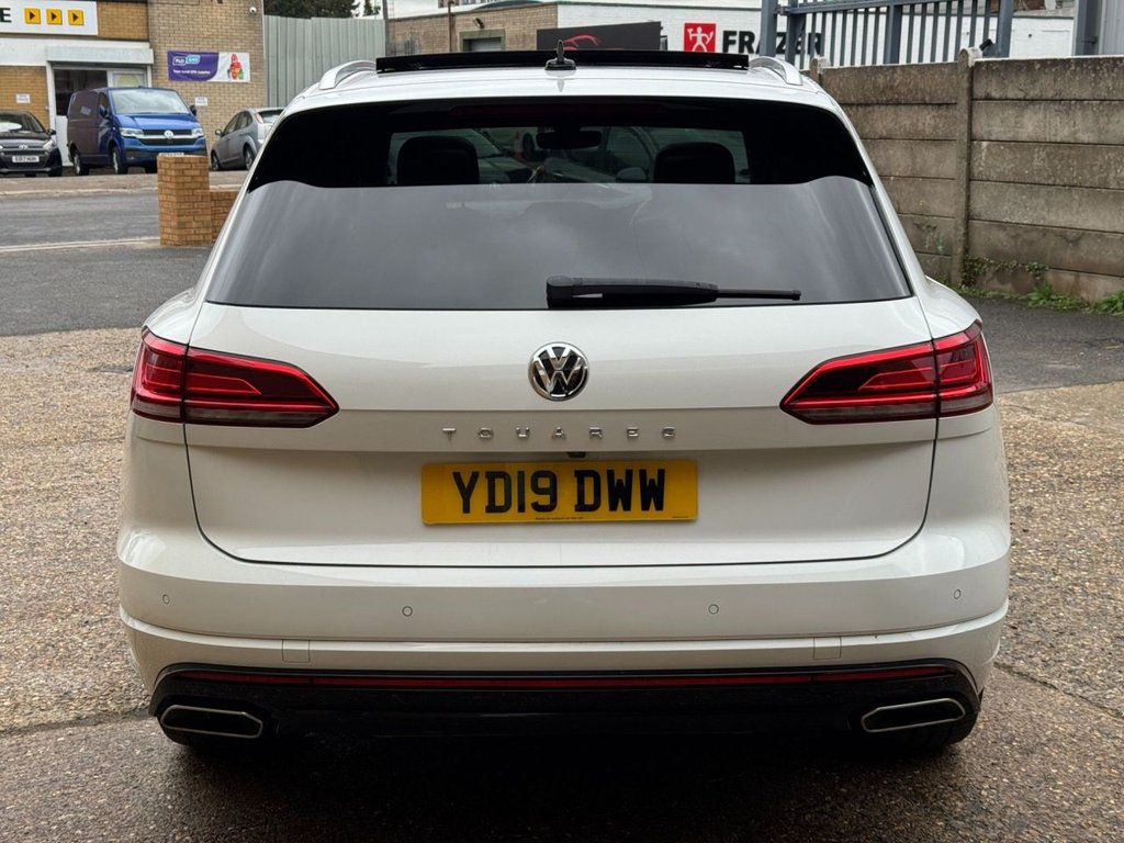Used Volkswagen Touareg 2019 for sale - 76546629: Photo 6