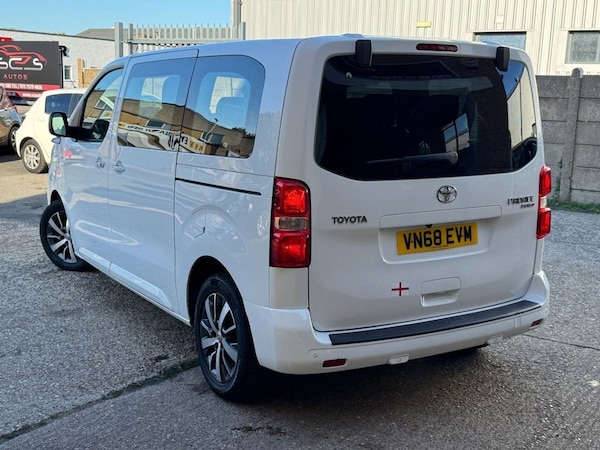 Used Toyota PROACE CITY Verso 2018 for sale - 76235500: Photo 6