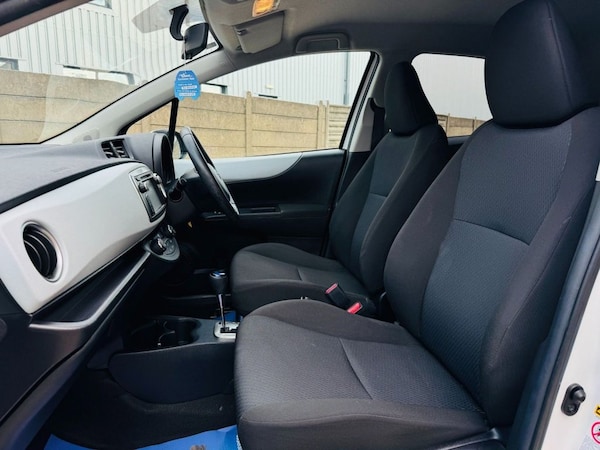 Used Toyota Yaris 2012 for sale - 76235380: Photo 24