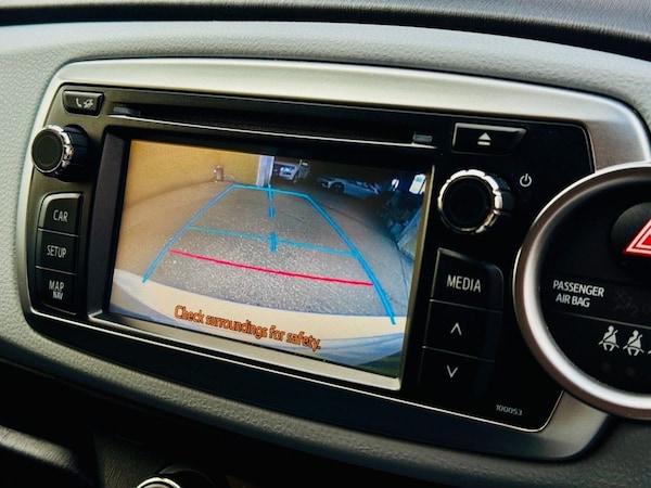 Used Toyota Yaris 2012 for sale - 76235380: Photo 31