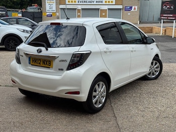 Used Toyota Yaris 2012 for sale - 76235380: Photo