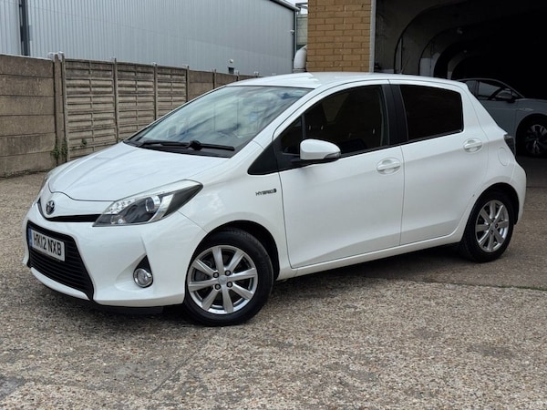 Used Toyota Yaris 2012 for sale - 76235380: Photo 8