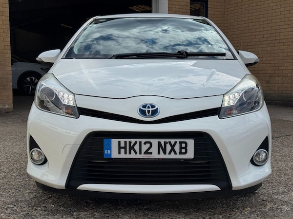 Used Toyota Yaris 2012 for sale - 76235380: Photo 9