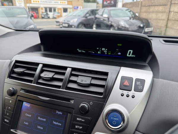 Used Toyota Prius+ 2012 for sale - 76236216: Photo 30
