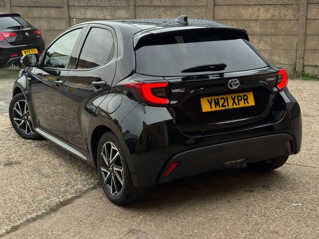 Used Toyota Yaris 2021 for sale - 76509651: Photo 6
