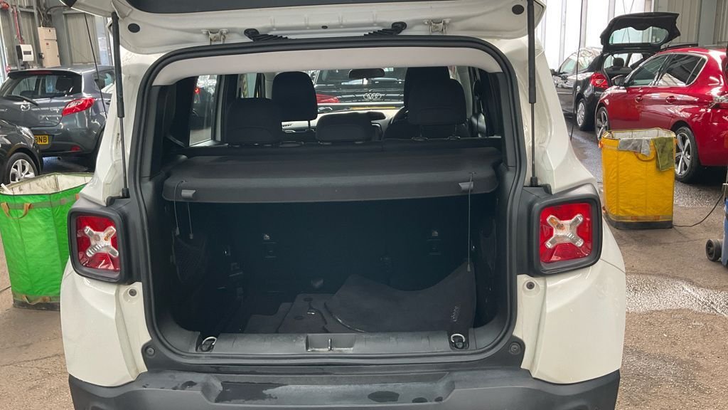 Used Jeep Renegade 2018 for sale - 76345751: Photo 7