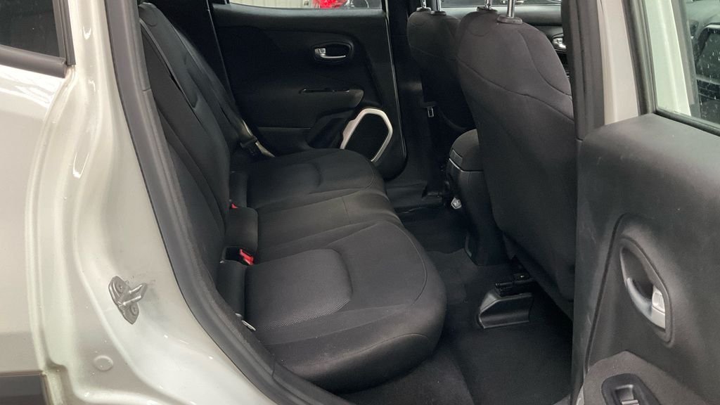 Used Jeep Renegade 2018 for sale - 76345751: Photo 9