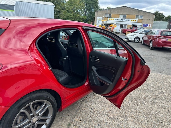 Used Mercedes-Benz A-Class 2014 for sale - 76235378: Photo 10
